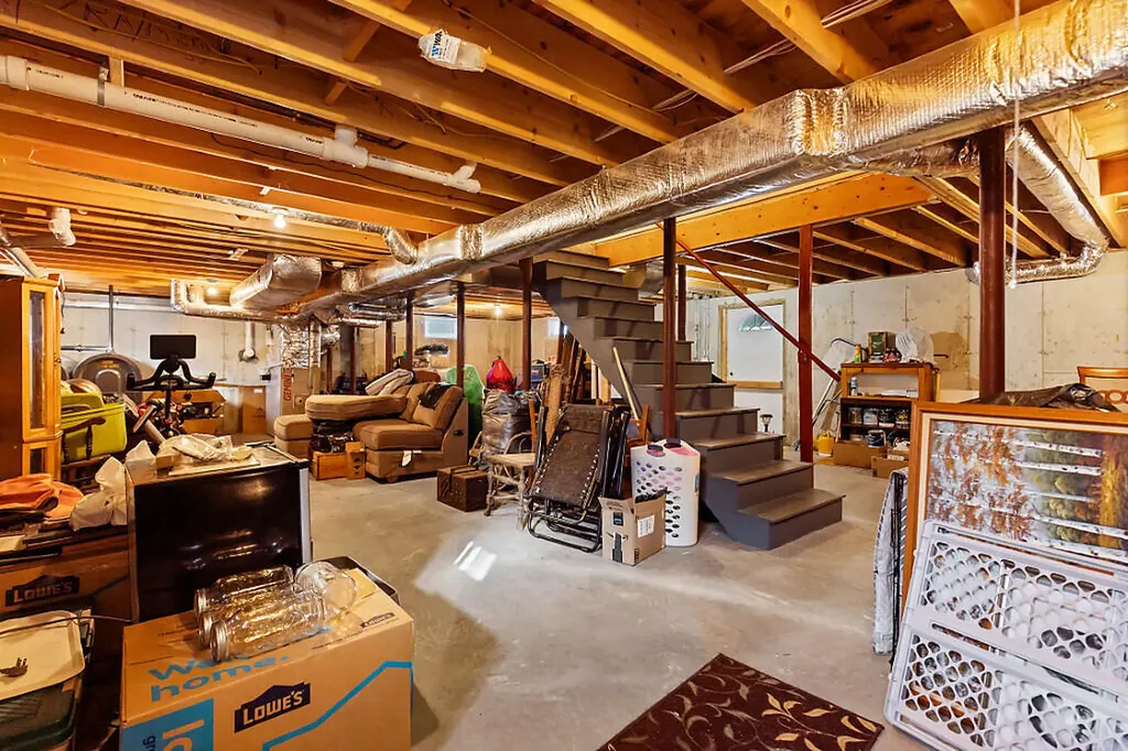 104 Cotta Lane Saint Albans ME 04971