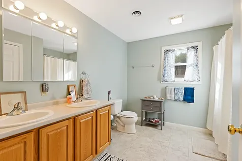 104 Cotta Lane Saint Albans ME 04971