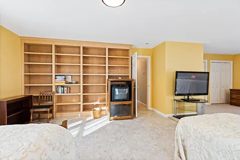 104 Cotta Lane Saint Albans ME 04971