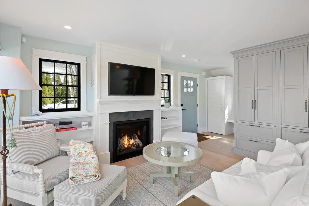 2 Maine Street Kennebunkport ME 04046