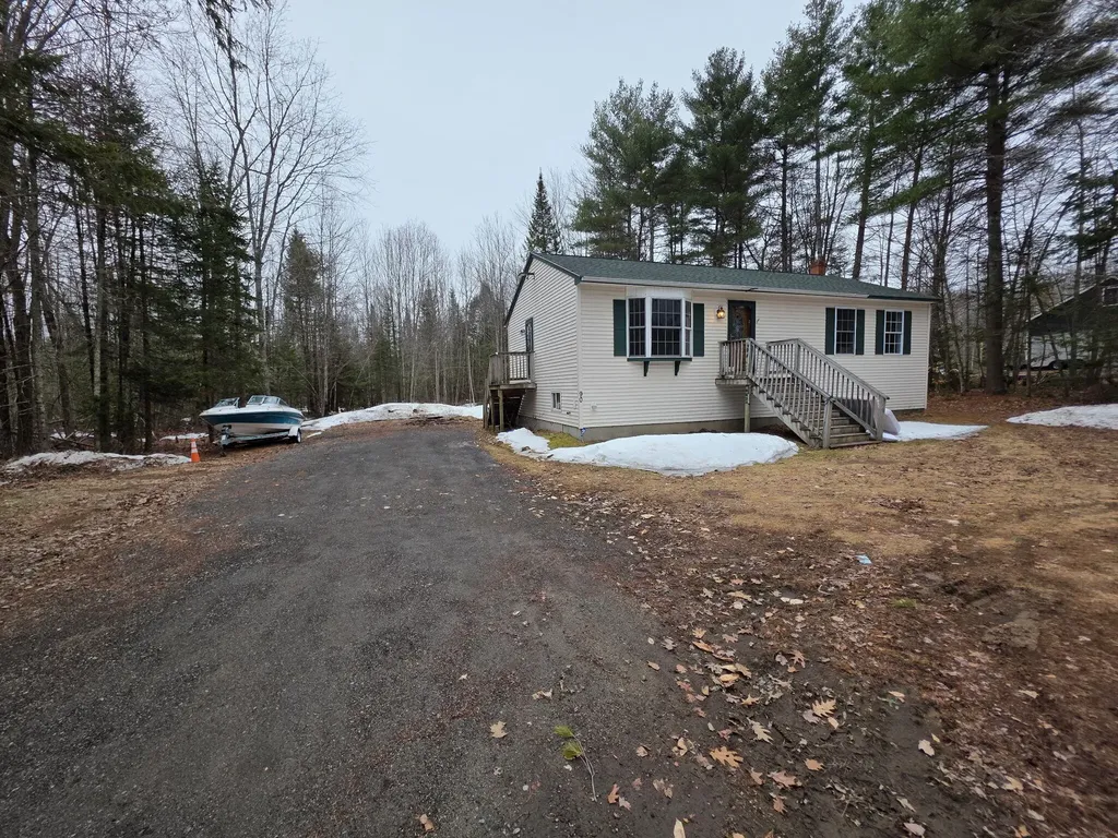 90 Cape Road Standish ME 04084