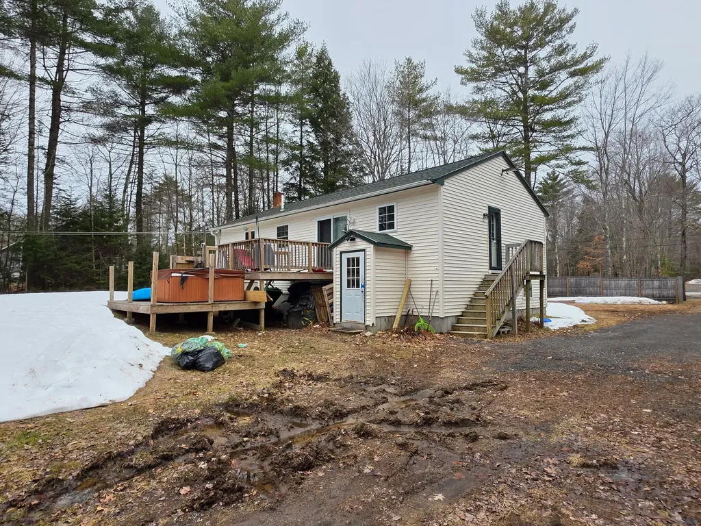 90 Cape Road Standish ME 04084