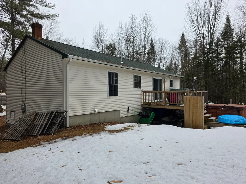 90 Cape Road Standish ME 04084