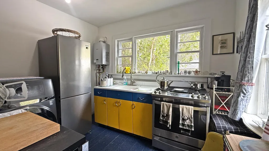11 Sardine Way Lubec ME 04652
