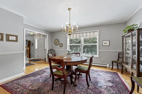8 Kimberley Circle Brunswick ME 04011