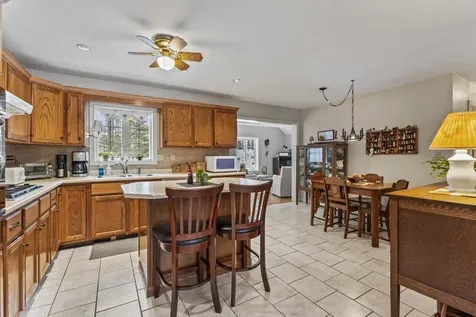8 Kimberley Circle Brunswick ME 04011