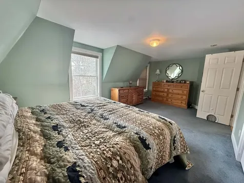 79 S Pleasant Street Bowdoinham ME 04008