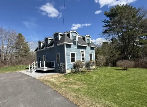 79 S Pleasant Street Bowdoinham ME 04008