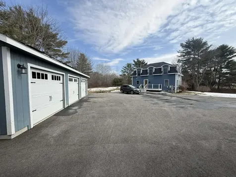 79 S Pleasant Street Bowdoinham ME 04008