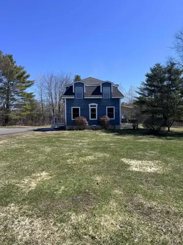 79 S Pleasant Street Bowdoinham ME 04008