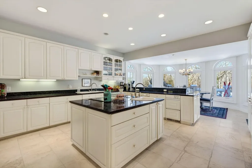 20 Wildwood Lane Scarborough ME 04074