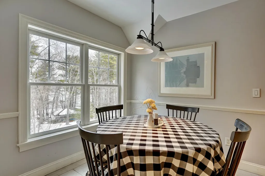 100 Shepards Cove Road Kittery ME 03904