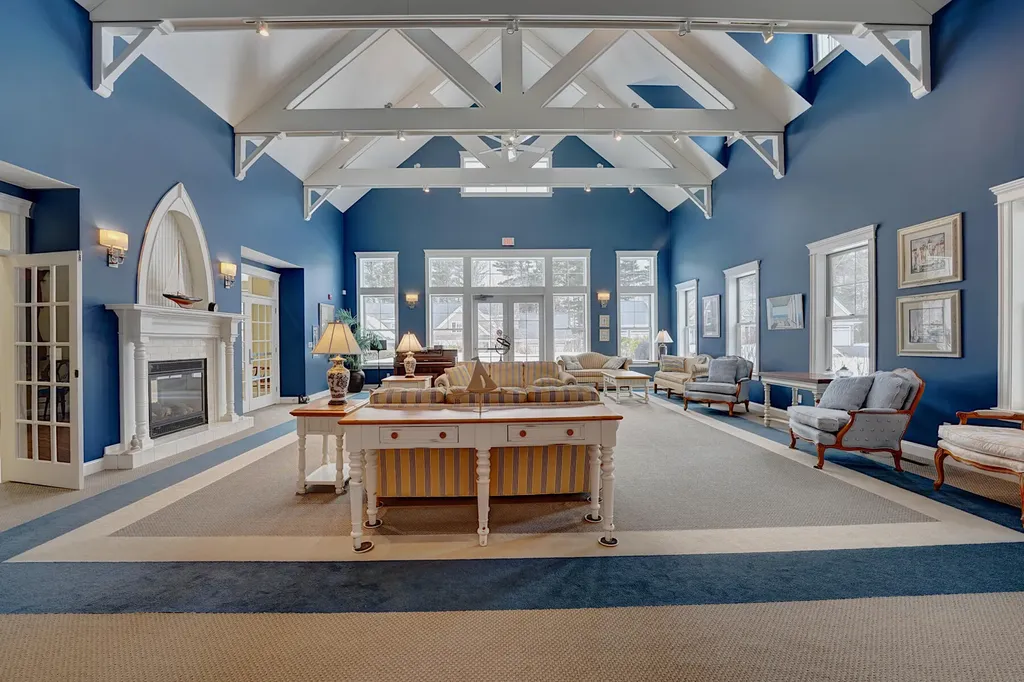 100 Shepards Cove Road Kittery ME 03904