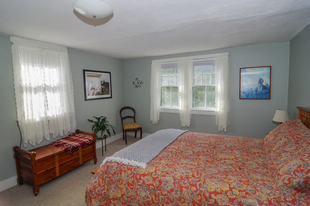61 Pleasant Street Dexter ME 04930