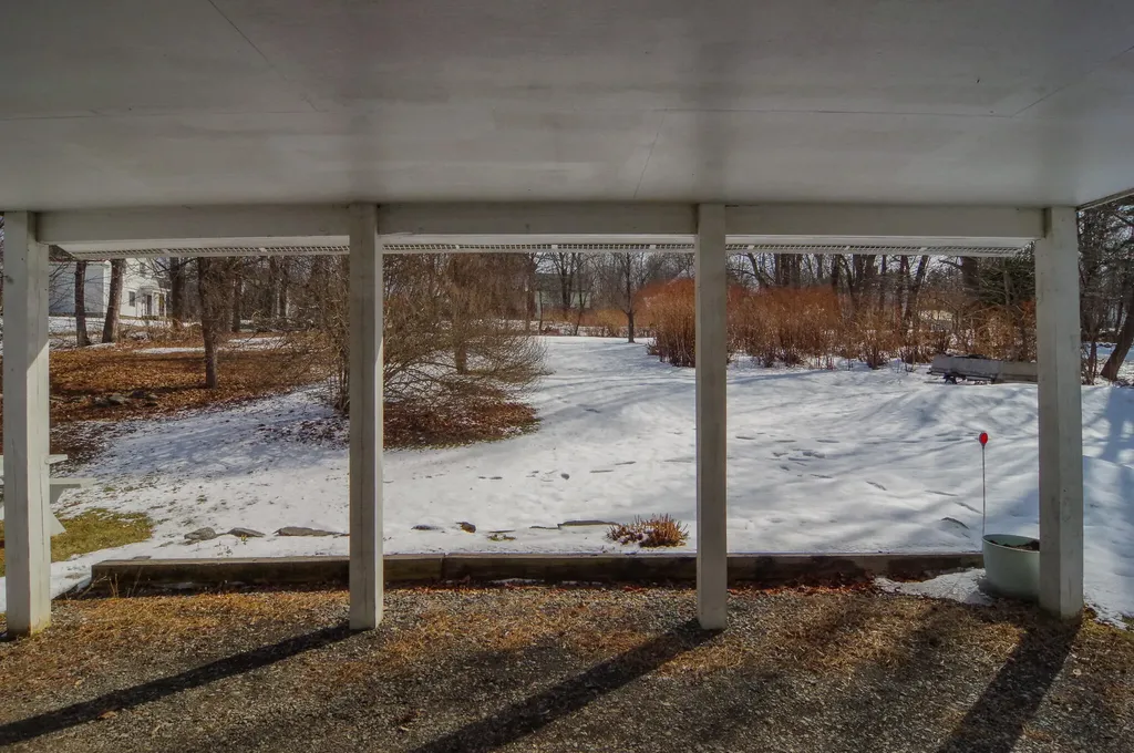 61 Pleasant Street Dexter ME 04930