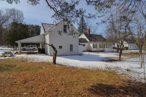 61 Pleasant Street Dexter ME 04930