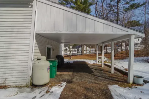 61 Pleasant Street Dexter ME 04930