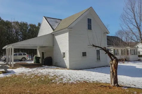 61 Pleasant Street Dexter ME 04930
