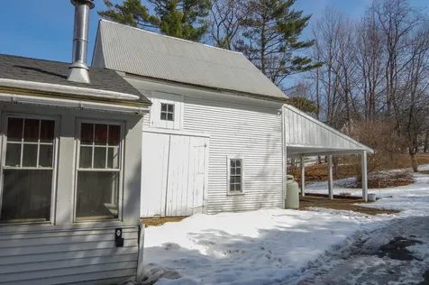 61 Pleasant Street Dexter ME 04930
