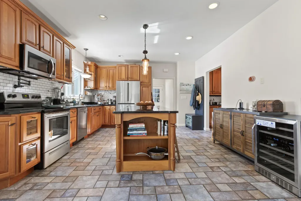 230 Dolloff Road Standish ME 04084
