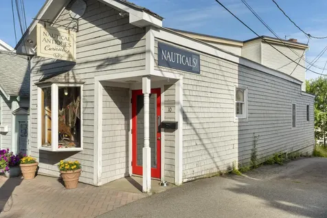 10 Mckown Street Boothbay Harbor ME 04538