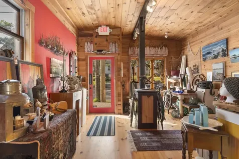 10 Mckown Street Boothbay Harbor ME 04538