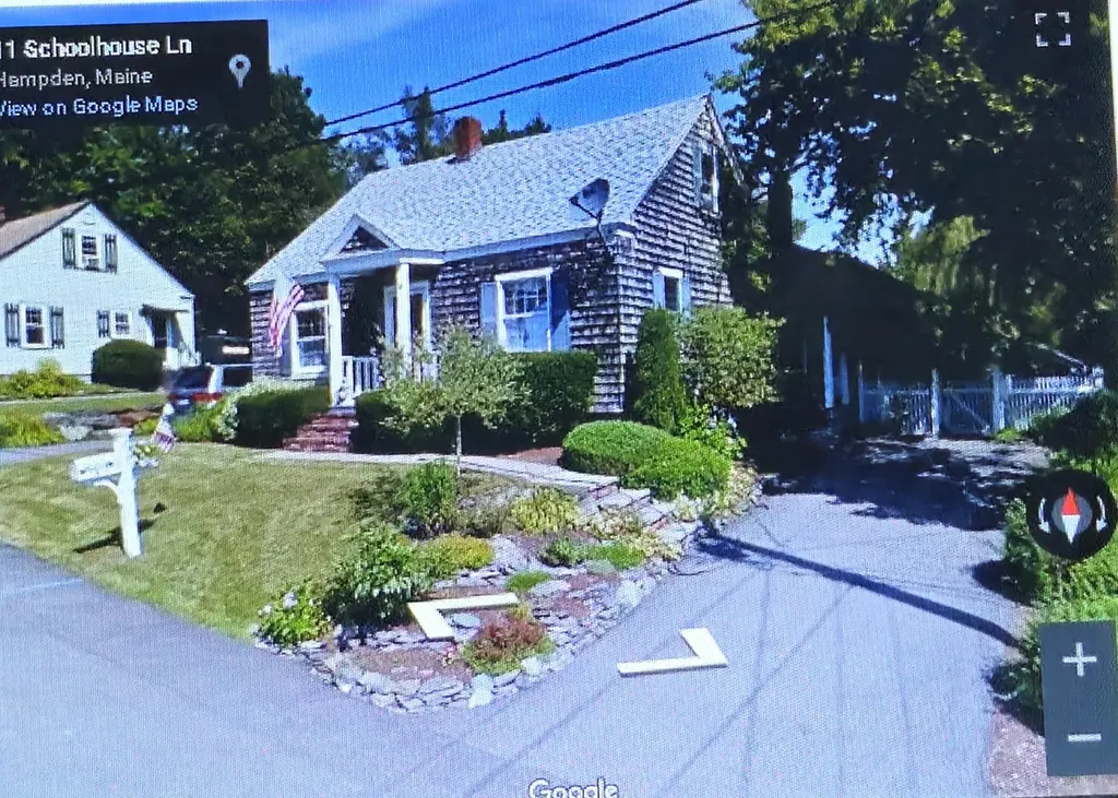 12 Schoolhouse Lane Hampden ME 04444