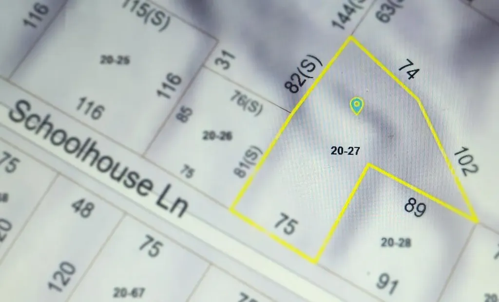 12 Schoolhouse Lane Hampden ME 04444