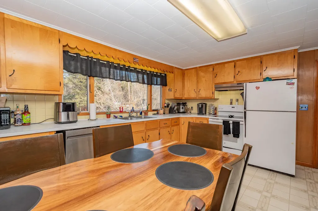 1125 W Main Street Dover-foxcroft ME 04426