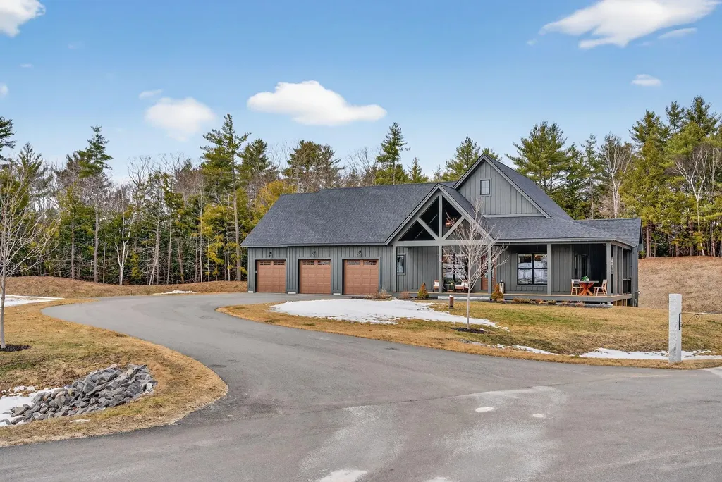 8 Peaceful Lane Scarborough ME 04074