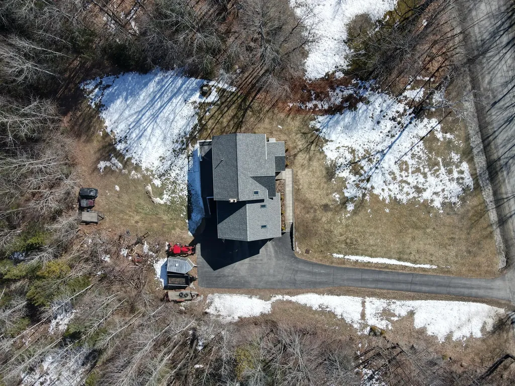 88 Sweet Road Lincoln ME 04457