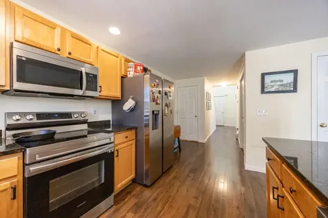 14 Ledges Court Lewiston ME 04240