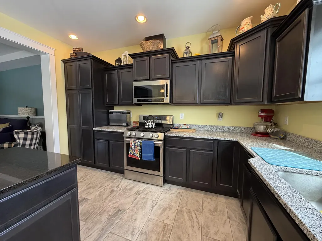1354 Maine 150 Parkman ME 04443