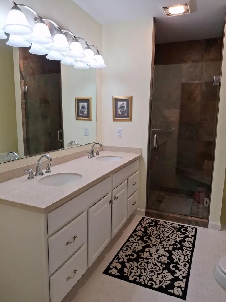 35 Deerfield Drive Brunswick ME 04011