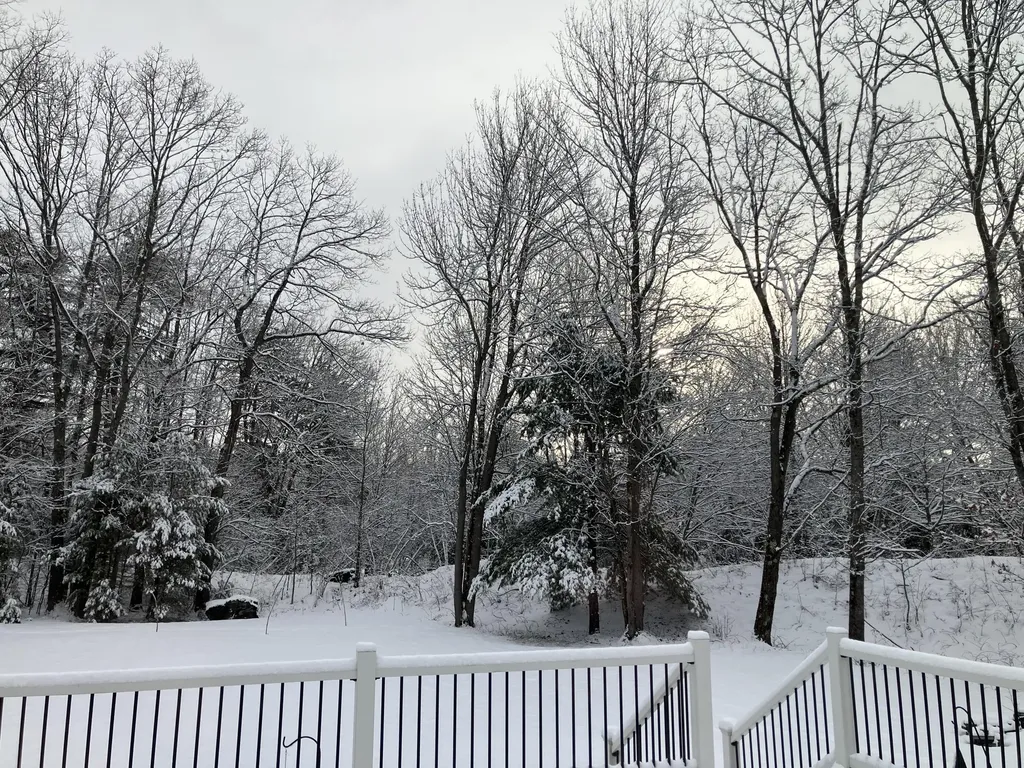 35 Deerfield Drive Brunswick ME 04011