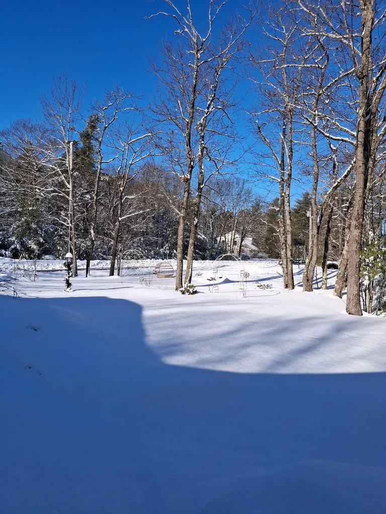 35 Deerfield Drive Brunswick ME 04011