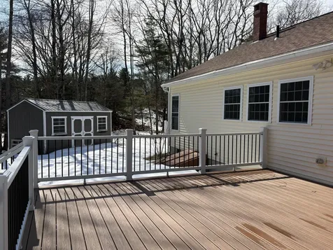 35 Deerfield Drive Brunswick ME 04011