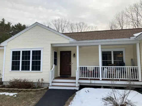 35 Deerfield Drive Brunswick ME 04011