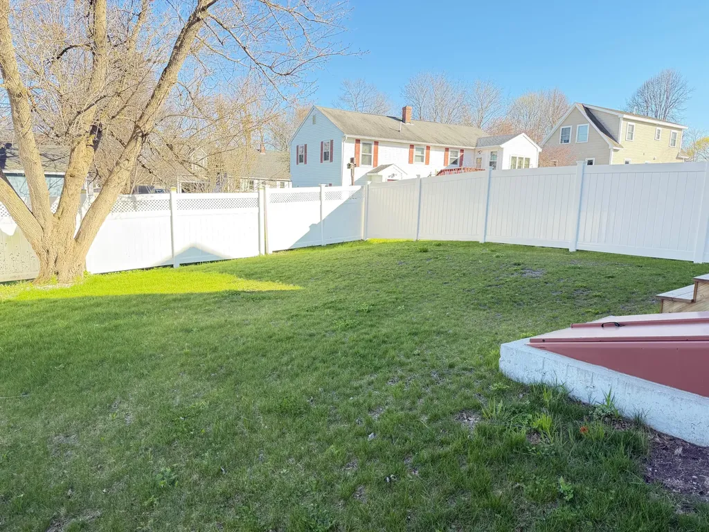 75 Maple Street Saco ME 04072