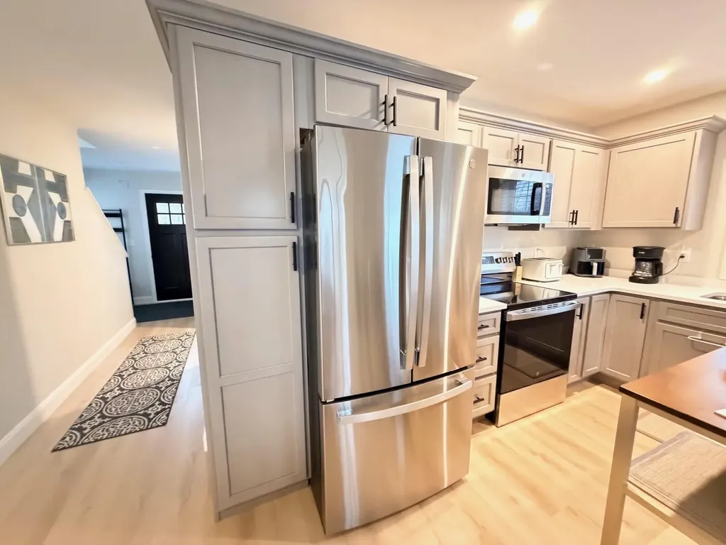 75 Maple Street Saco ME 04072