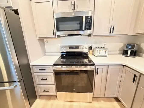 75 Maple Street Saco ME 04072
