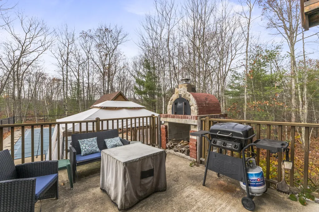149 Duke Lane Lyman ME 04002