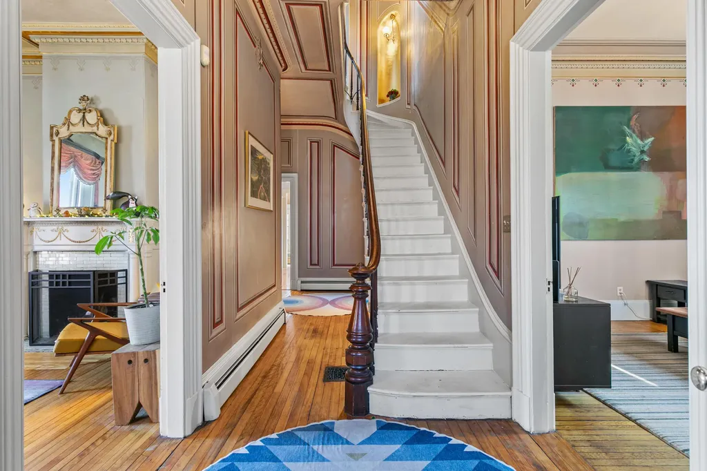 4 Walker Street Portland ME 04102
