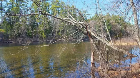 594 River Road Windham ME 04062