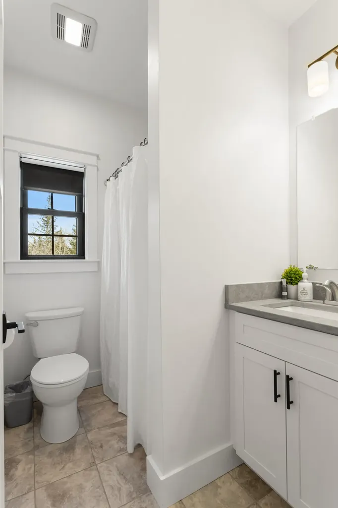 170 Partridge Cove Road Lamoine ME 04605