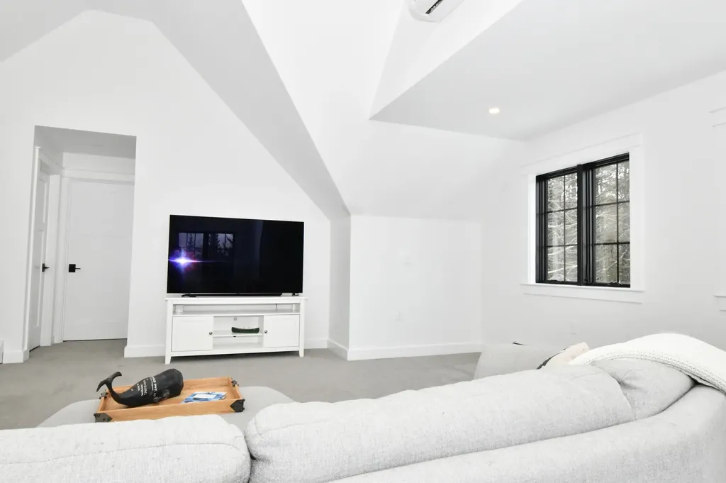 170 Partridge Cove Road Lamoine ME 04605