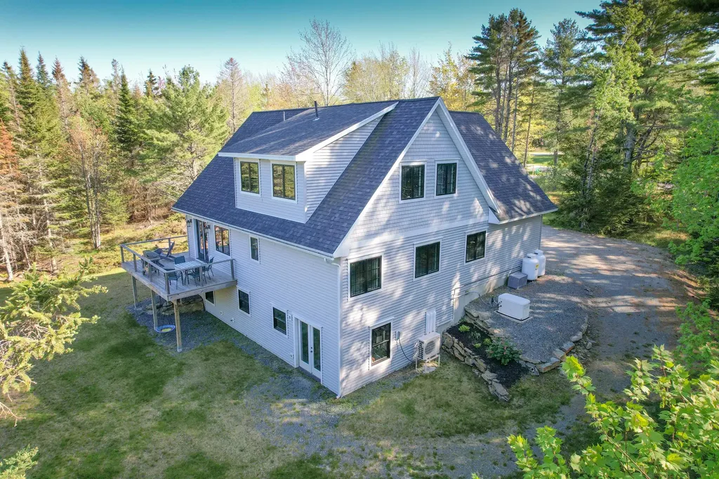 170 Partridge Cove Road Lamoine ME 04605
