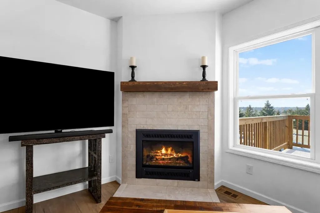 18 Farms Edge Road Lamoine ME 04605