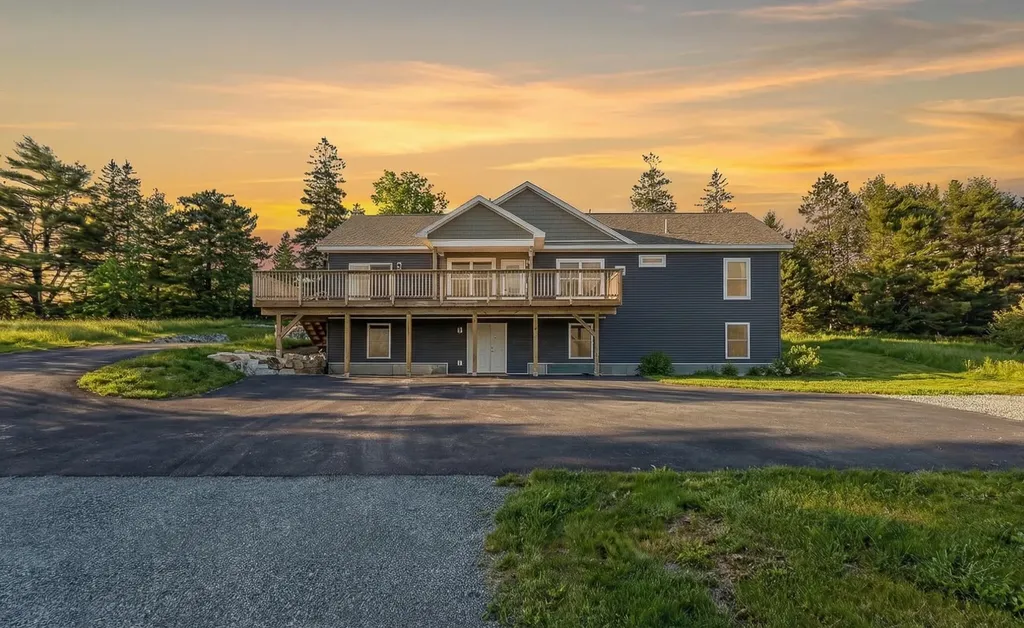 18 Farms Edge Road Lamoine ME 04605