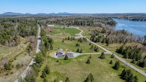 18 Farms Edge Road Lamoine ME 04605